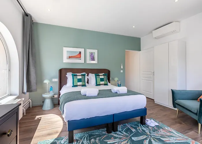 Sweett - Notre Dame Paříž