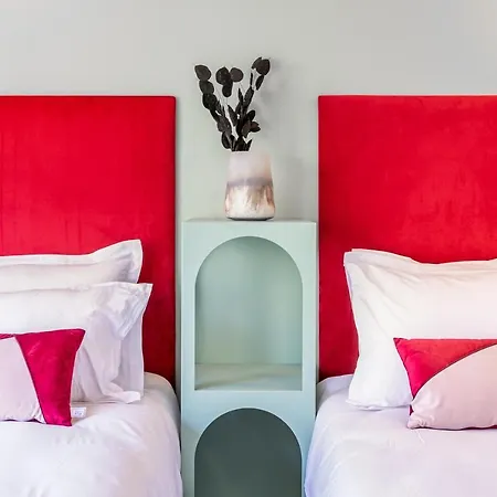 Sweett - Notre Dame Apartman *